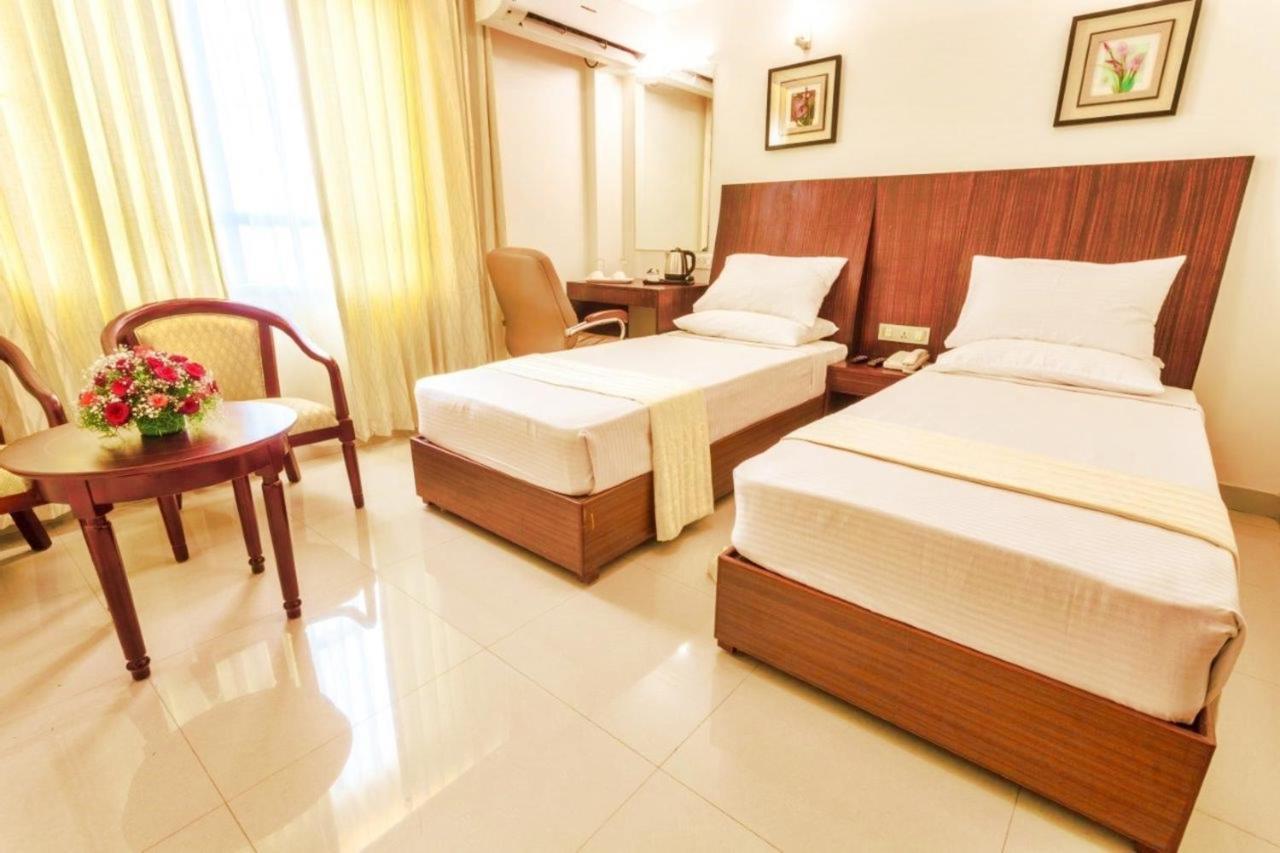 Genx Kr Inn Manyata Bangalore Buitenkant foto